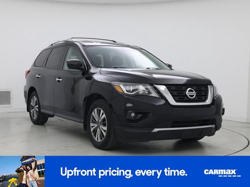 Black 2020 Nissan Pathfinder SL