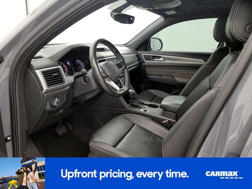 Gray 2021 Volkswagen Atlas Cross Sport SE w/Tech