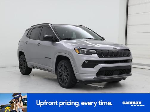 Silver 2022 Jeep Compass Trailhawk