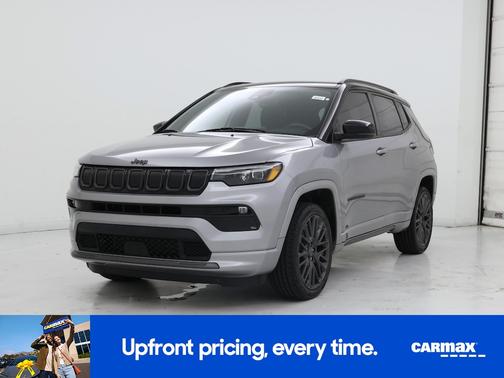 Silver 2022 Jeep Compass Trailhawk