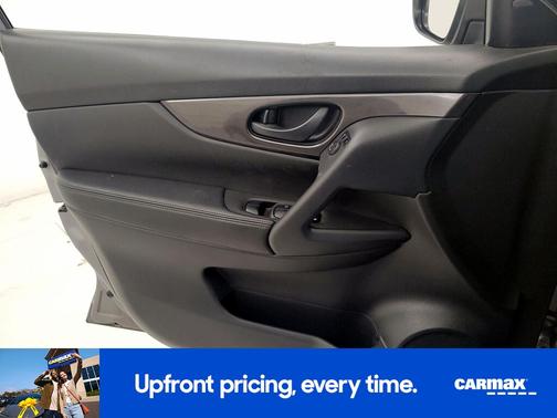 Gray 2019 Nissan Rogue S