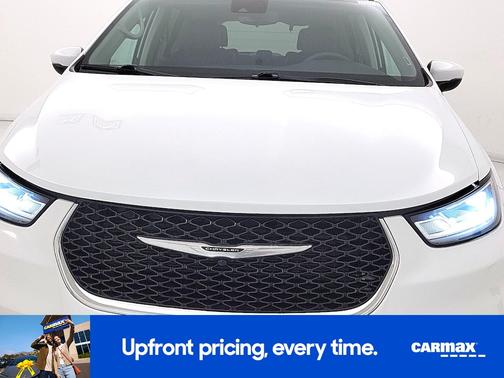 2023 Chrysler Pacifica Touring