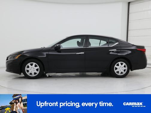 Black 2024 Nissan Altima 2.5 S