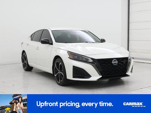 2023 Nissan Altima SR