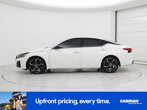 2023 Nissan Altima SR