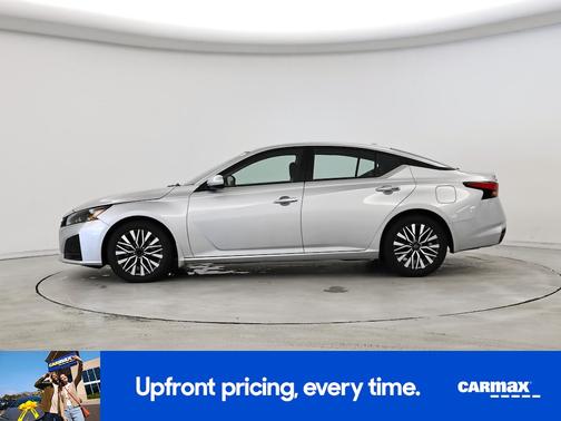 2023 Nissan Altima SV