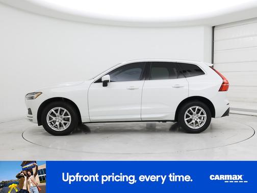 2021 Volvo XC60 T5 Momentum