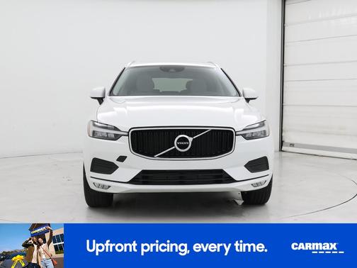 2021 Volvo XC60 T5 Momentum