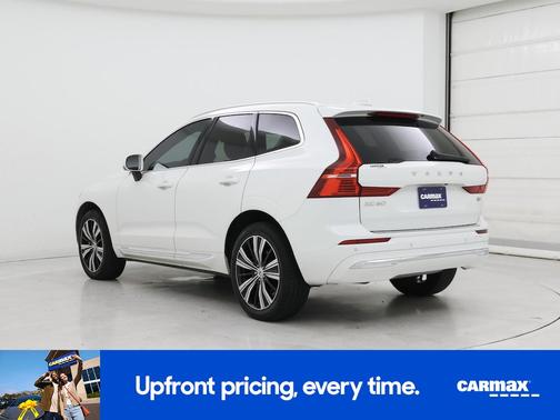 2022 Volvo XC60 B5 Inscription