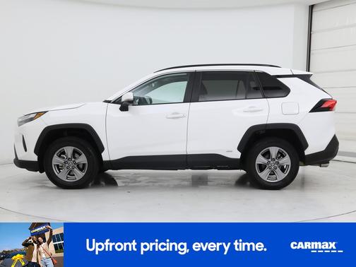 White 2023 Toyota RAV4 Hybrid XLE