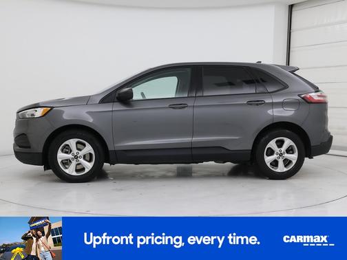 Gray 2023 Ford Edge SE