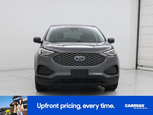 Gray 2023 Ford Edge SE
