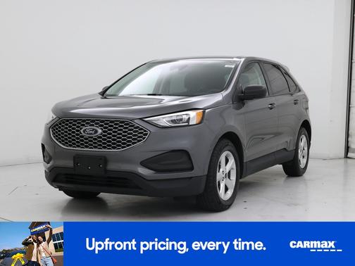 Gray 2023 Ford Edge SE