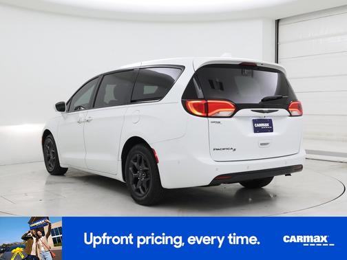 2020 Chrysler Pacifica Touring