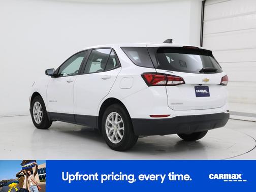 White 2022 Chevrolet Equinox LS