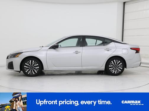 Silver 2024 Nissan Altima SV