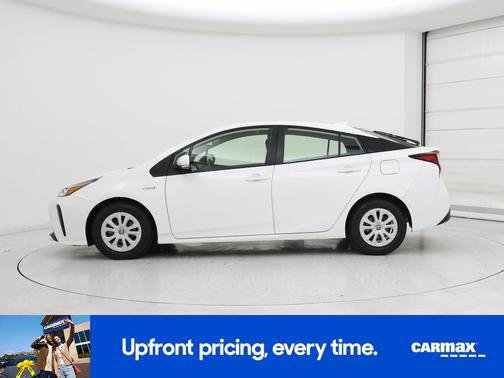 2022 Toyota Prius LE