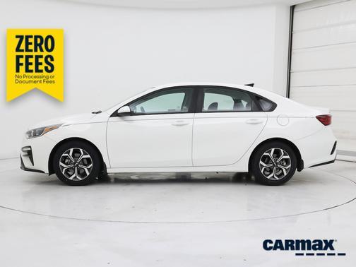 White 2019 Kia Forte FE