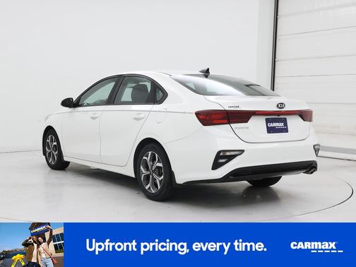 White 2019 Kia Forte FE