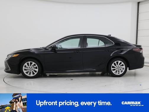 Black 2022 Toyota Camry LE
