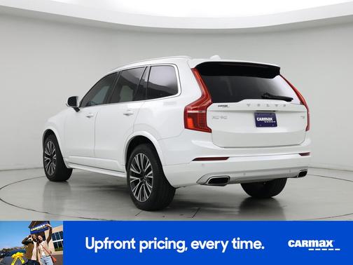 2021 Volvo XC90 T5 Momentum