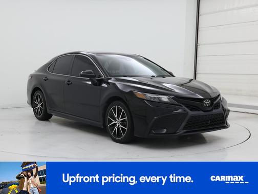 Black 2023 Toyota Camry SE