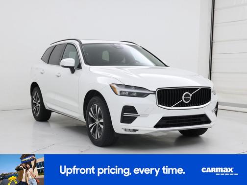 White 2023 Volvo XC60 B5 Core