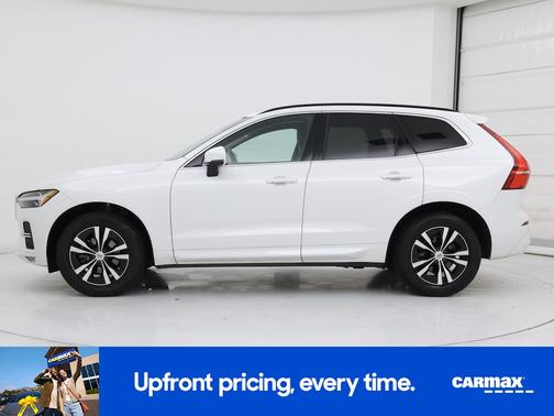 White 2023 Volvo XC60 B5 Core