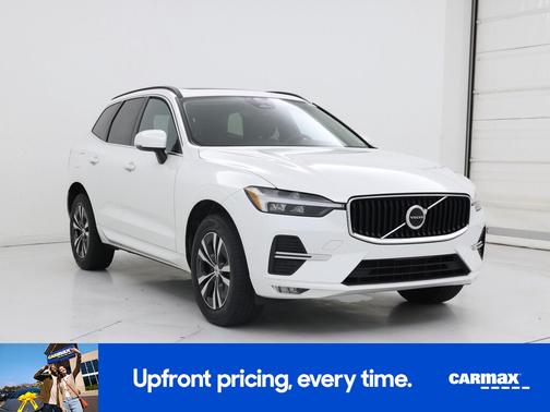 White 2023 Volvo XC60 B5 Core