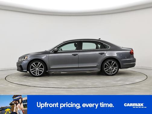 2017 Volkswagen Passat R-Line