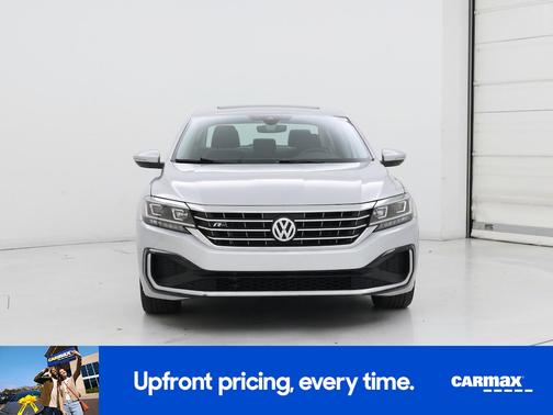 2020 Volkswagen Passat R-Line