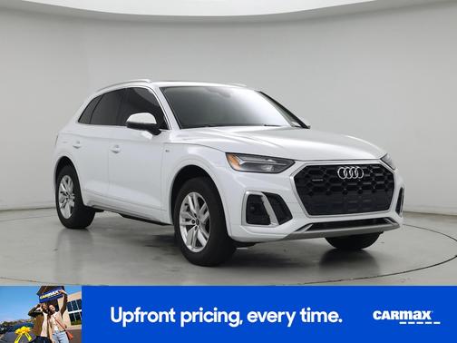White 2023 Audi Q5 S-Line Premium