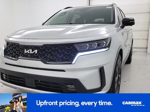 Silver 2022 Kia Sorento SX