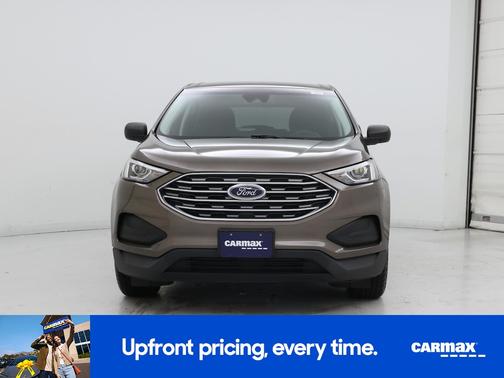 Black 2019 Ford Edge SE