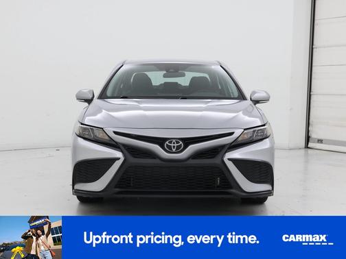 Silver 2022 Toyota Camry SE