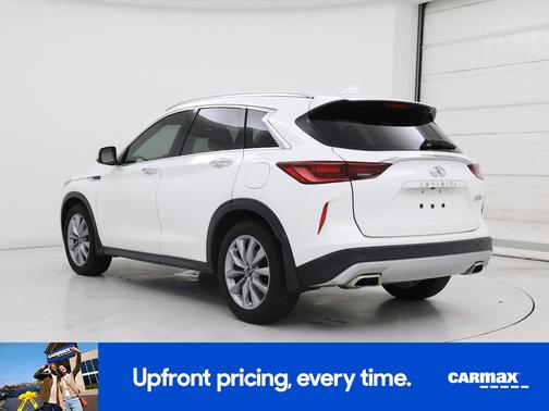 White 2022 INFINITI QX50 Luxe