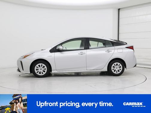 2022 Toyota Prius LE