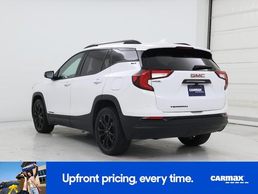 White 2022 GMC Terrain SLT