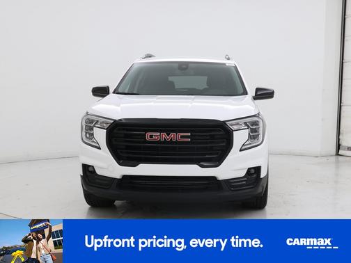 White 2022 GMC Terrain SLT