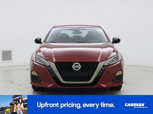 2022 Nissan Altima SR