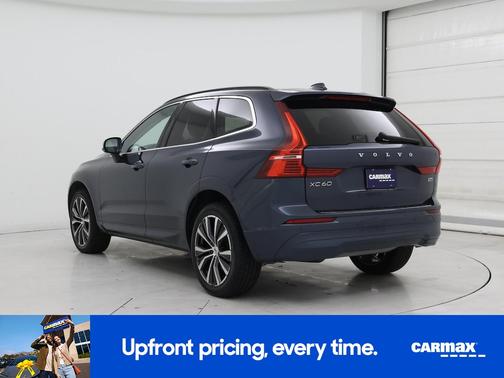 2022 Volvo XC60 B5 Momentum