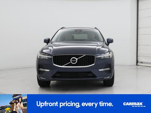 2022 Volvo XC60 B5 Momentum
