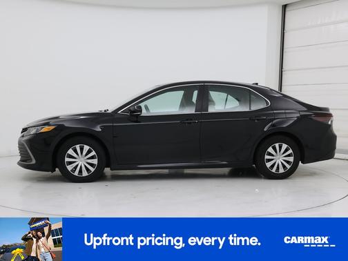 Black 2022 Toyota Camry Hybrid LE