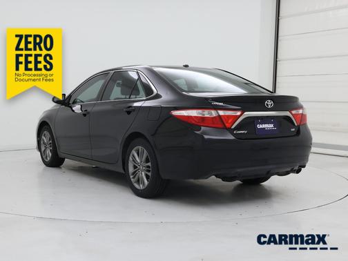 Black 2017 Toyota Camry SE