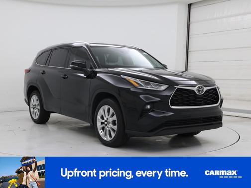 Black 2023 Toyota Highlander Limited