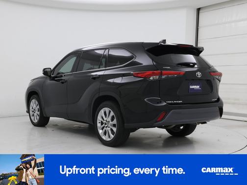 Black 2023 Toyota Highlander Limited