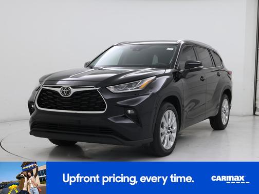 Black 2023 Toyota Highlander Limited