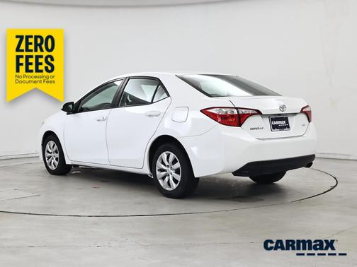 White 2015 Toyota Corolla LE