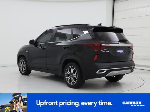 Black 2023 Kia Seltos EX