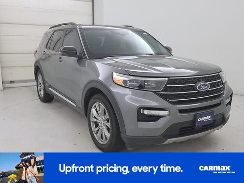 Gray 2024 Ford Explorer XLT